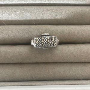 Vintage 925 drug/perfume ring